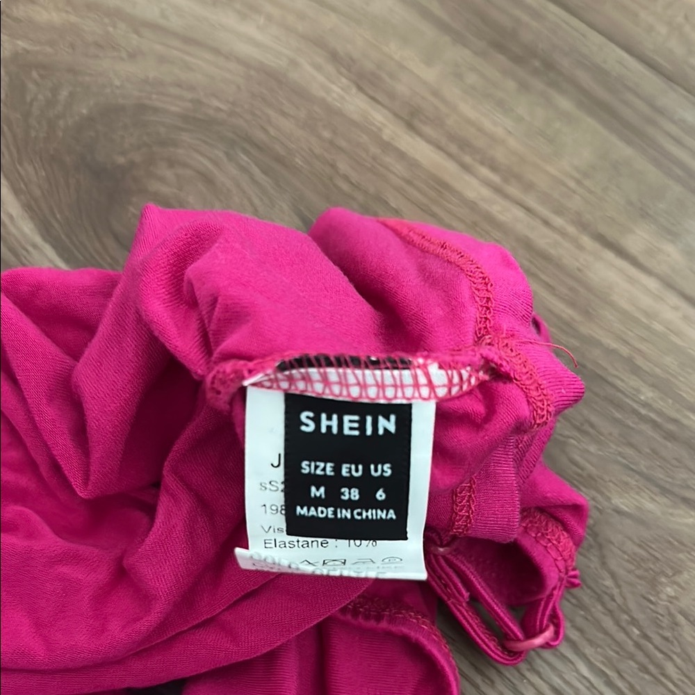 Pink Ruched Crop Top - Picture 2 of 2